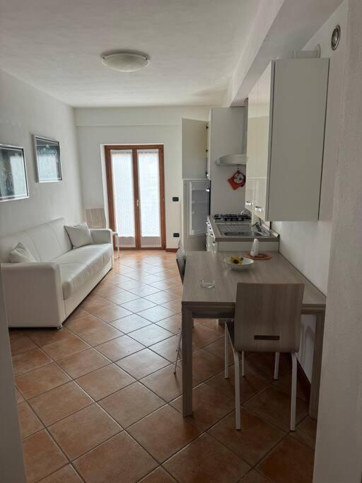 Suite Panoramica Casa Vacanza Di Alex G Oltre il Colle Exterior foto